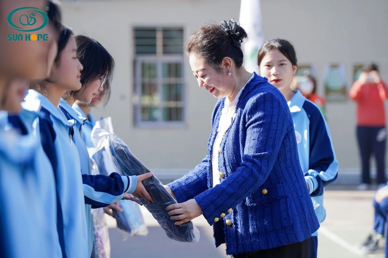 第243所 广东省河源市东源县上莞尚赫郇宇中学 第243所 广东省河源市东源县上莞尚赫郇宇中学