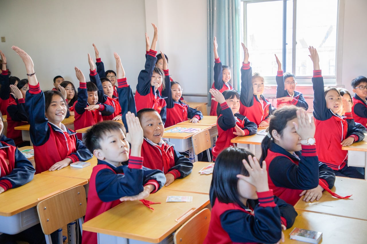 天津高校大学生记者走进尚赫公益小学开展“书香悦读,筑梦成长”活动 天津高校大学生记者走进尚赫公益小学开展“书香悦读,筑梦成长”活动